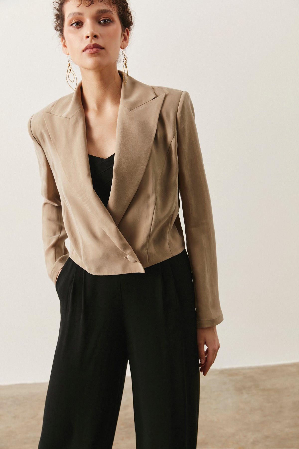 ALANA CROPPED JACKET